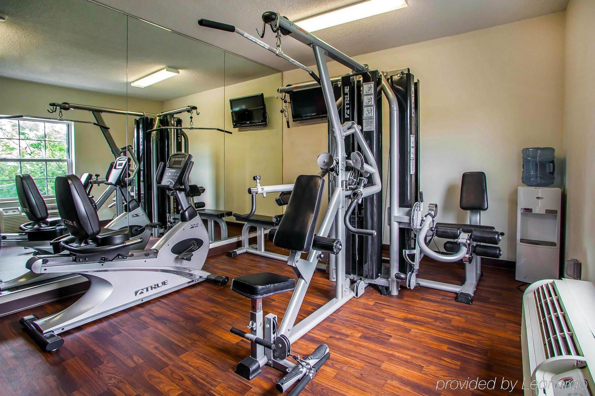 Comfort Suites East Brunswick - South River Экстерьер фото